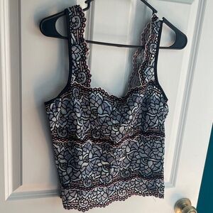 Elegant Black and White Lace Women’s Top